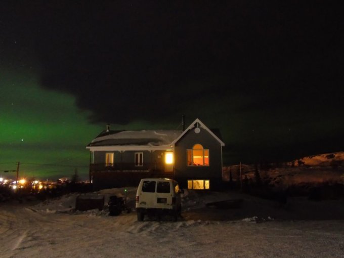 Aurore boréale au dessus de ma maison Kuujjuaq