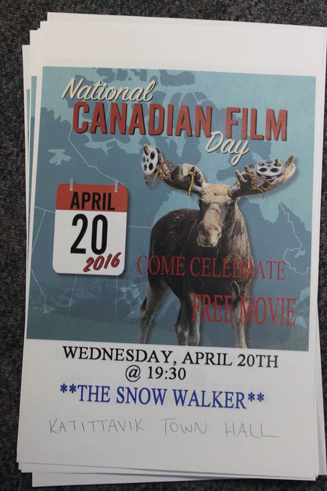 Je guette les bons films au cinéma... surtout gratuit ! sinon c'est 8$